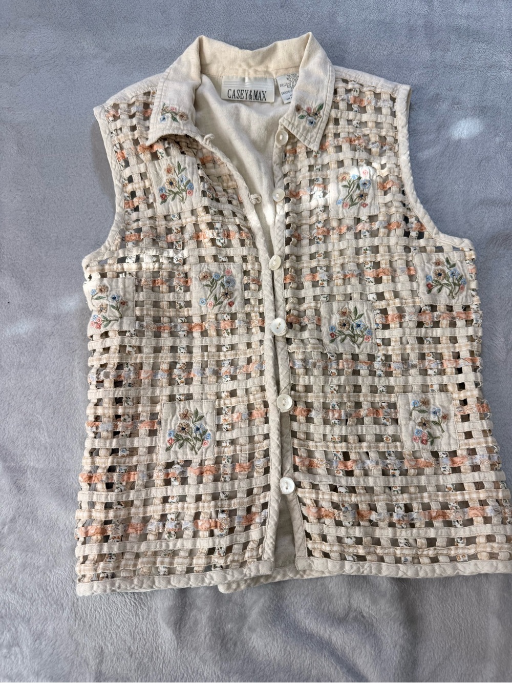 Cream Embroidered Lattice Button-Front Vintage 80s Vest
